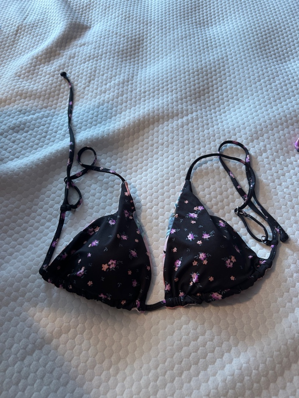 Billabong padded string bikini top tag missing